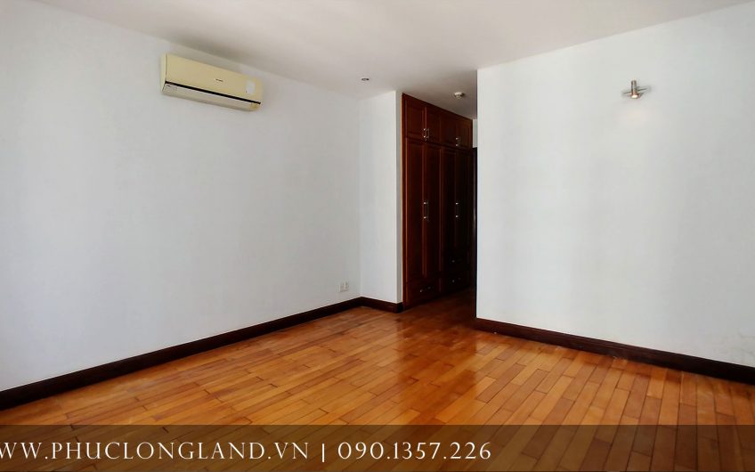 Him Lam Riverside | 145m² (4PN + 3WC) | View hồ bơi, công viên